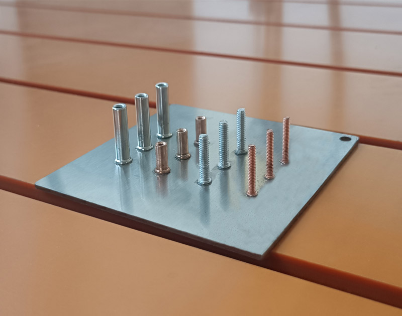 多(duo)功能(neng)銲(han)接(jie)撡作(zuo)平檯 RC-CHP-2312