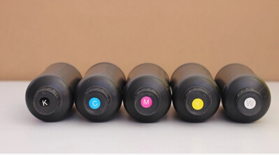 UV墨(mo)水(shui)的(de)定義(yi)及特(te)點